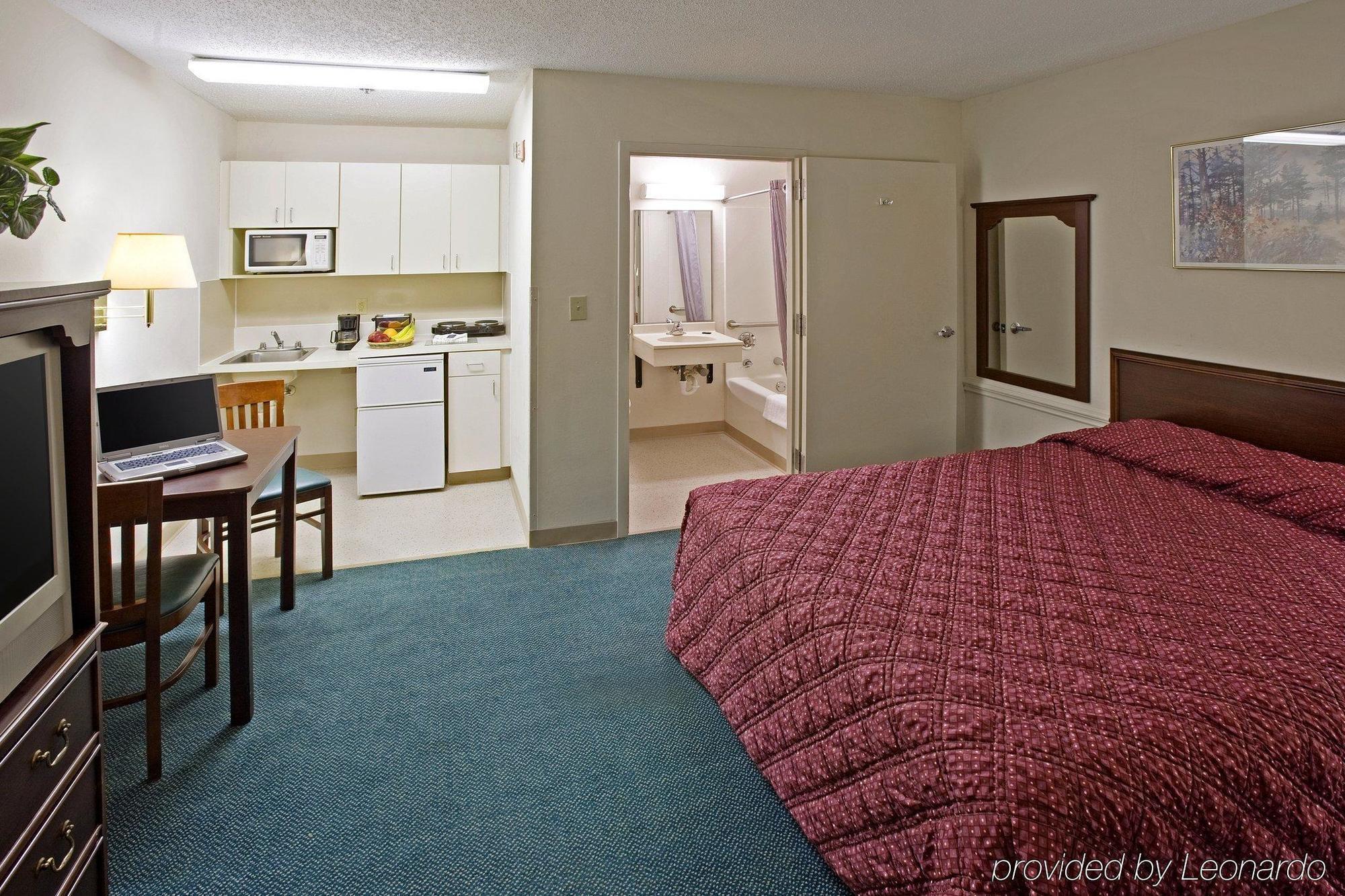 Hometowne Studios By Red Roof Spartanburg - Asheville Highway Southern Shops ห้อง รูปภาพ