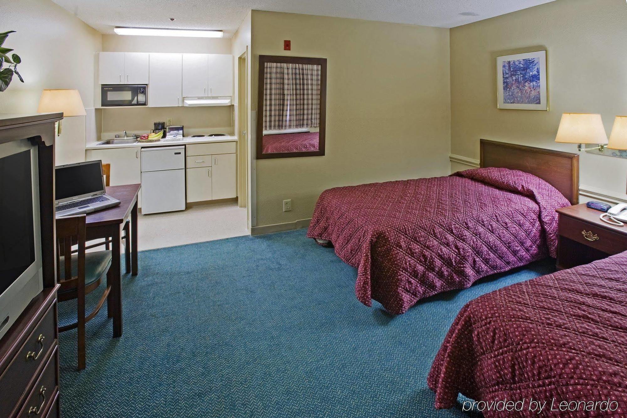 Hometowne Studios By Red Roof Spartanburg - Asheville Highway Southern Shops ภายนอก รูปภาพ